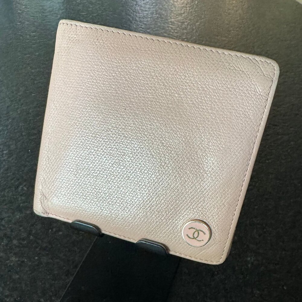Chanel Light Pink Bi-Fold Leather Wallet
